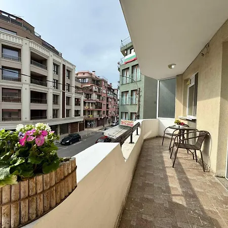 Pomorie Apartaments Apartman